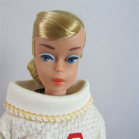 1964 Ash Blonde Swirl Ponytail Barbie Doll Hair Bow Suit Stand