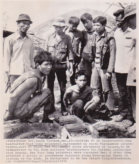 Nick Ut Viet Cong Prisoners Captivity Vietnam War 1974 Pre Flickr