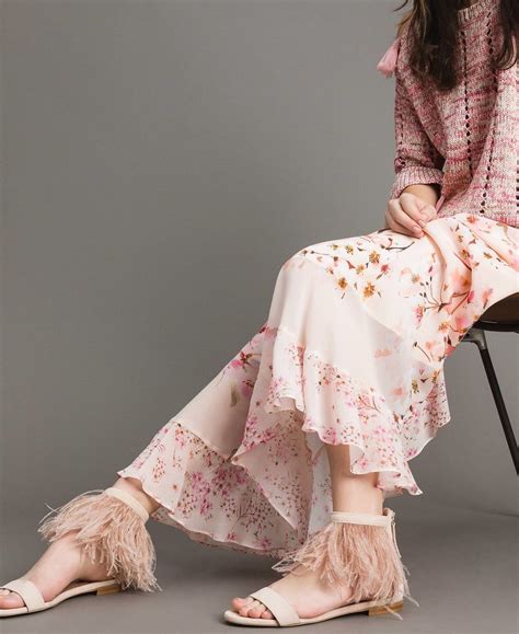 Nude sandale ponovno će vladati toplijom sezonom gdje ih sve pronaći