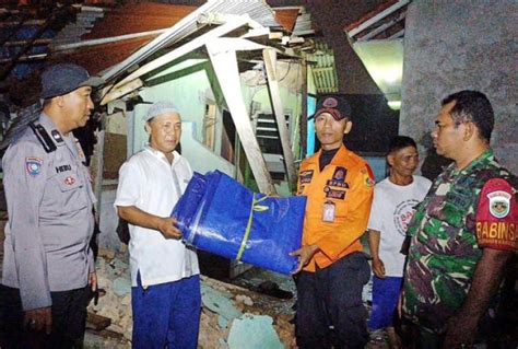 Unit Rumah Rusak Sedang Hingga Berat Terdampak Hujan Deras Dan Angin