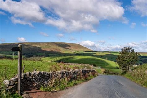Ultimate Guide To Pendle Hill Photos Location Pendle Witches