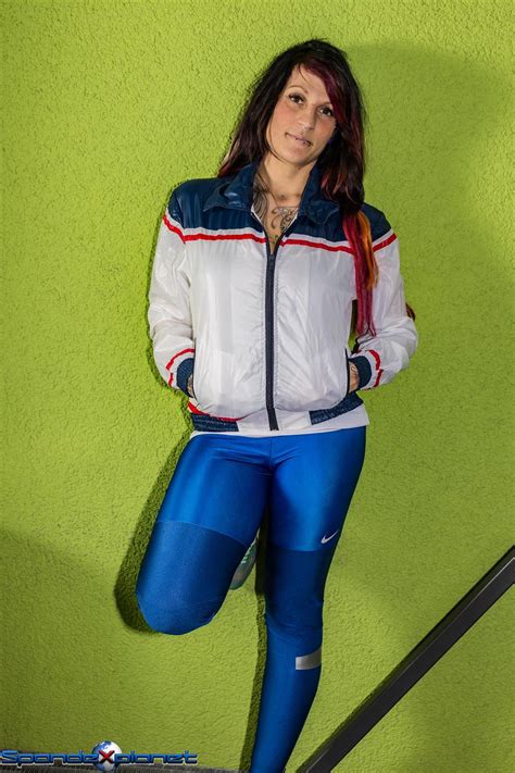 Shiny Nike Spandex Leggings
