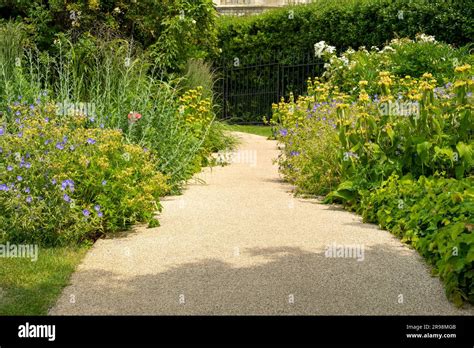 Windsor Castle Gardens Stock Photo - Alamy