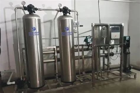 RO Capacity 1000 Liter Hour 1000 L Industrial Ss Mineral Water Plant