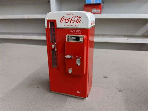 Coca Cola Pop Machine Coin Bank In Tall Isabell Auction