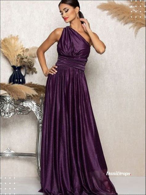 Vestido De Madrinha Roxo Encontre O Melhor Modelo Para Arrasar Nesse