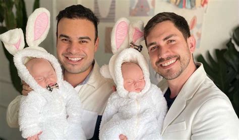 Pareja Gay Tuvo Mellizos Con Genes De Ambos Padres Y Esta Es Su Historia Bbmundo