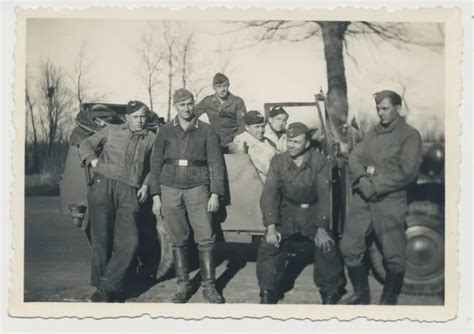 FOTO FRANKREICH MELUN KFZ Soldaten Der Luftwaffe 1941 2623 EUR 9 90