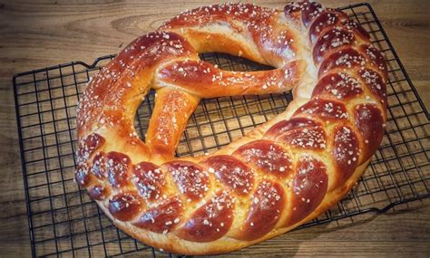 Brezel Selber Machen Rezept F R Laugenbrezel Bayrische Brezen