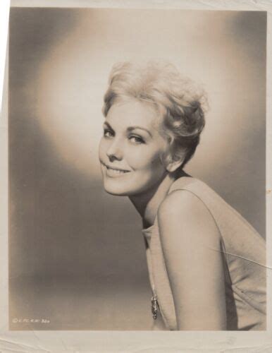 Kim Novak 1950s 🎬⭐ Beauty Hollywood Actress Stunning Portrait Photo