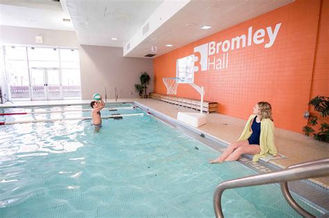 Amenities Student Housing Champaign Il Bromley Hall