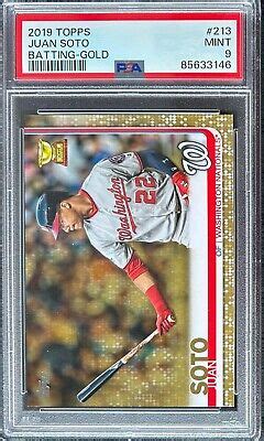 2019 Topps 213 Juan Soto Batting Gold Rookie Cup Ed 2019 PSA 9