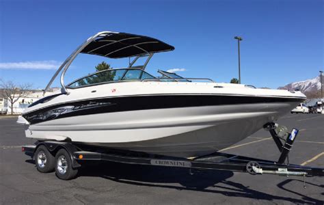 1st Image For 2008 24 Crownline 240 Ex Razor Bowrider In 3600 S Main