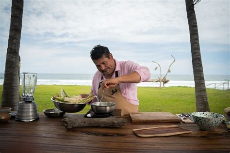 Las mejores recetas del litoral del Pacífico mexicano con el chef Alex