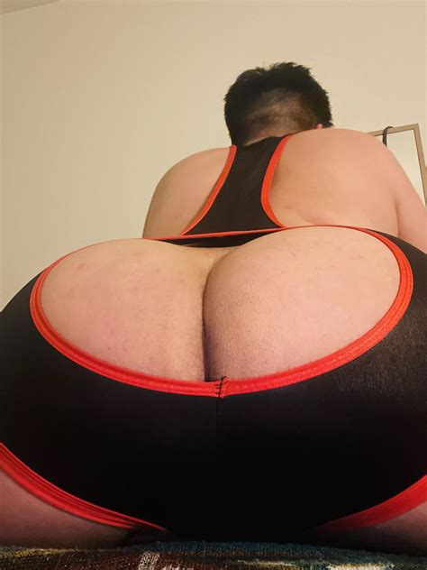 Hows My Arch Nudes Guysfrombehind Nude Pics Org