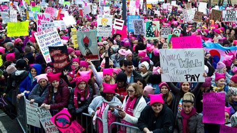 Protestos Contra Trump Mobilizam Multid Es Nos Eua E Em Todo O Mundo