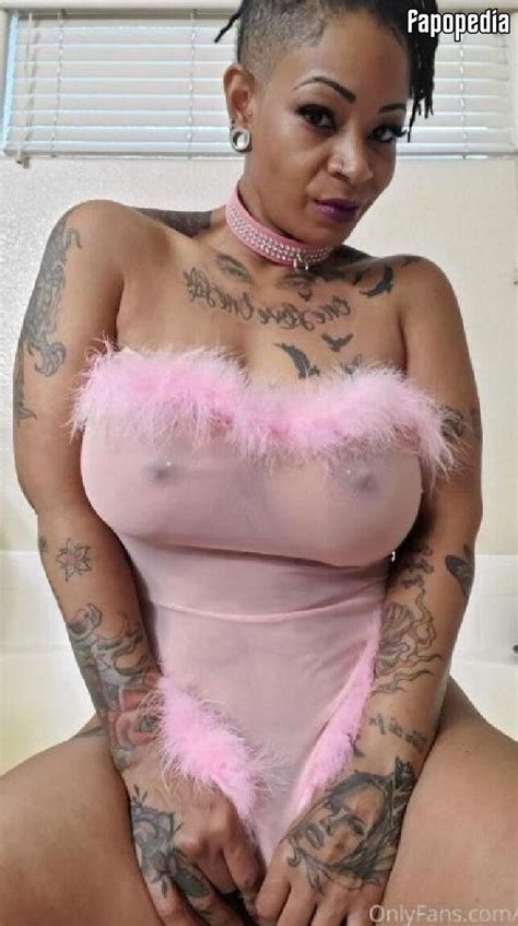 Edaqueenbee Nude Leaks Photo 3974290 Fapopedia