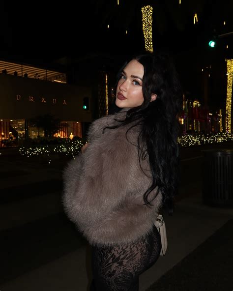 Evgeniya Lvovna (@yevaleva) • Instagram photos and videos