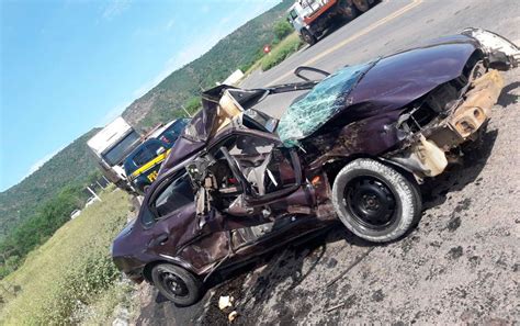 Mulher Morre E Outras Pessoas Ficam Feridas Em Batida Entre Carro E