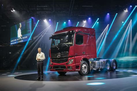 Neuer Mercedes Benz Actros Feiert Premiere In Brasilien Lkw