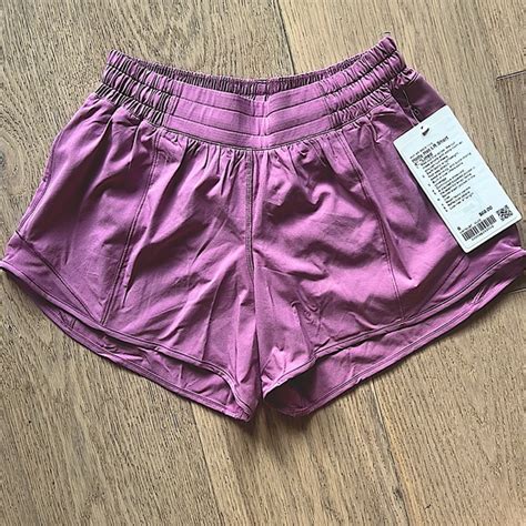 Lululemon Athletica Shorts Nwt Lululemon Hot Lr Short 4 Size 6