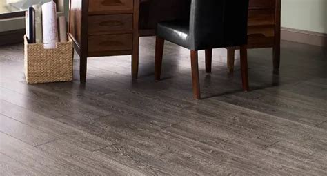 Best Laminate Flooring Colors To Choose For Hdb Singapore Laminate