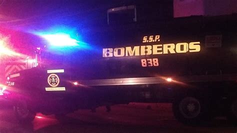 Fuerte Incendio Consume Una Casa En La Colonia Centro