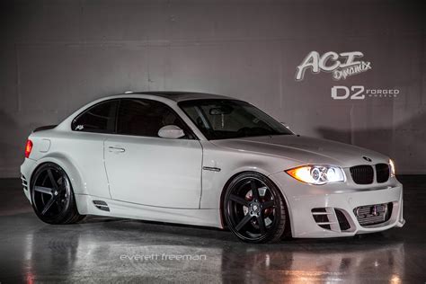 Wide Body Bmw 135i On 20 D2forged Cv2 Wheels Autoevolution