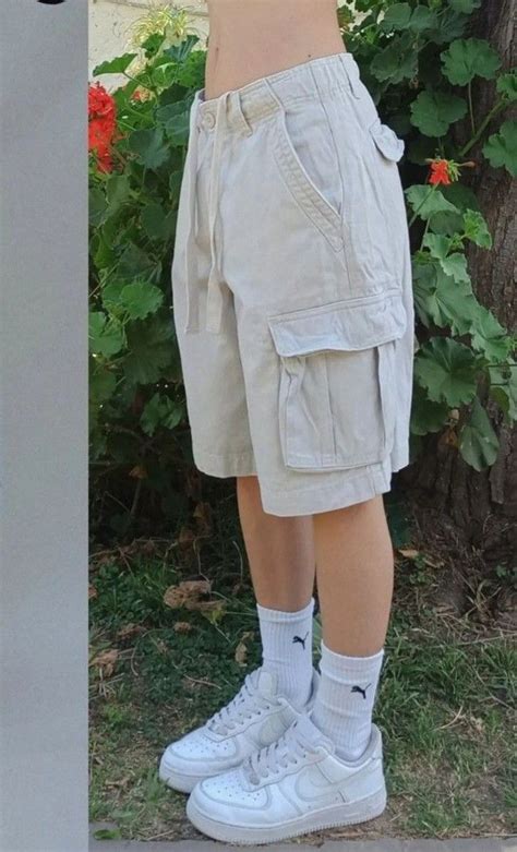 Khaki Shorts Outfit Cargo Outfit Shorts Outfits Women Tomboy Outfits