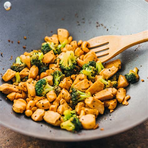 Cashew Chicken And Broccoli Stir Fry Savory Tooth