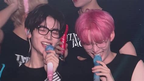 Pin By Lyrie On Quick Saves Cute Gay Hanbin Pretty People