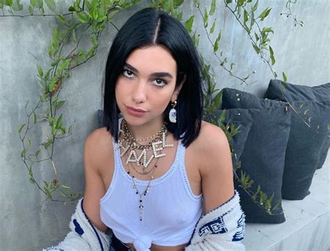 ¡ufff La Sensual Dua Lipa Volvió A Deleitar A Las Redes Con Otra Foto