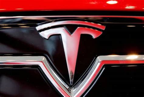 Tesla Faces More Questions From Feds On Autopilot Safety Astro Awani