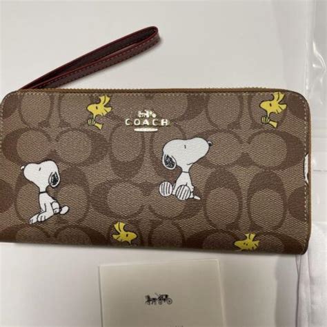 Coach X Peanuts Long Zip Around Wallet Snoopy Woodstock Khaki Signature