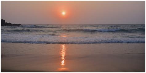 Gorgeous Kovalam Beach - Sunrise To Sunset