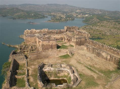 Panoramio Photo Of Ramkot Fort Mangla Dam Lake Trip Advisor