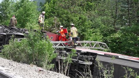 Deraglia Treno In Baviera Almeno Morti E Diversi Feriti Primopiano