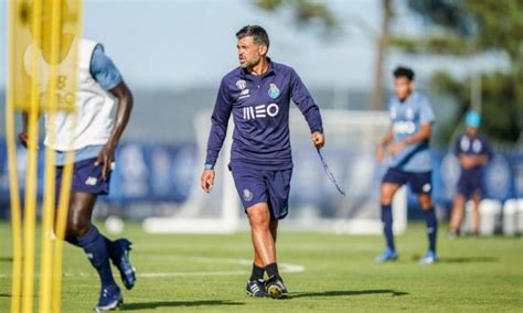 Treino do FC Porto três ausências Portal dos Dragões