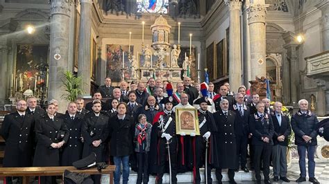 I Carabinieri Di Cortona Celebrano La Virgo Fidelis Le Immagini Della