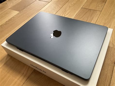 【未使用に近い】apple Macbook Air M2 2022 136インチ 8コアcpu 10コアgpu メモリ24gb 1tb Ssd ミッドナイト 日本語キーボード 保証ありの落札