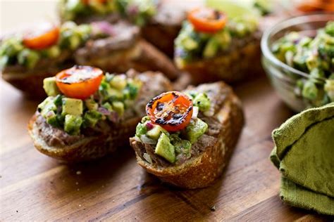 Crostini With Grilled Steak Recipe Grilled Steak Lime Salsa Crostini