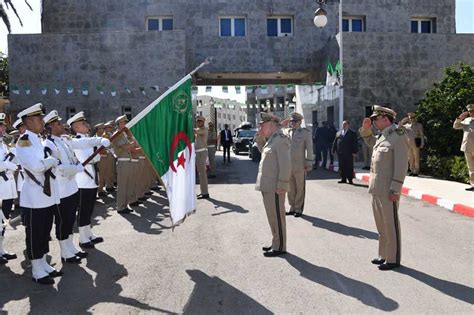 السيد الفريق أول السعيد شنڨريحة، رئيس أركان الجيش الوطني الشعبي يشرف