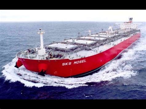 Top Large Bulk Carrier Ships Working At Waves Youtube