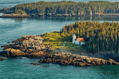 Ultimate Guide To Visiting Monhegan Island Maine