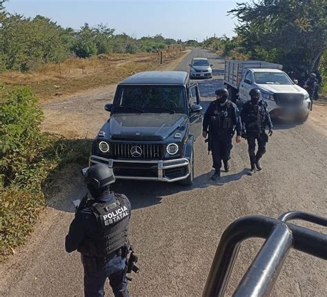 Tras Persecuci N Polic As Estatales Recuperan En Culiac N Una Mercedes