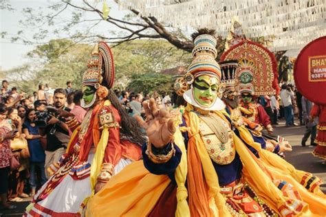 KATHAKALI DANCE - KERALA, INDIA - DanceAsk | Global Dance Styles