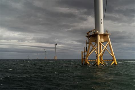 Sale Jumpstarts Floating Offshore Wind Power In Us Waters Los Angeles Times