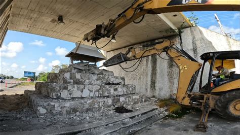 MOMENTO EXACTO CUANDO TIRAN LA CASA DE LOS ALUXES EN CANCÚN PRIMICIA