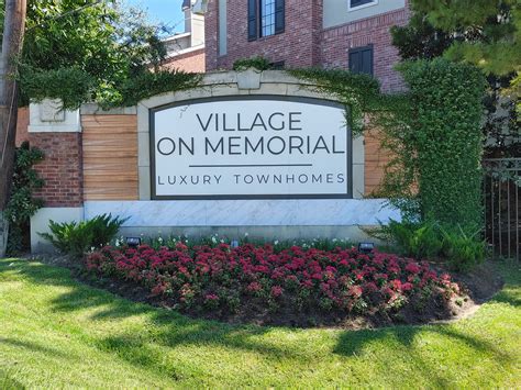 THE LOFTS CITYCENTRE - Let's raise a toast to the red, white and blue