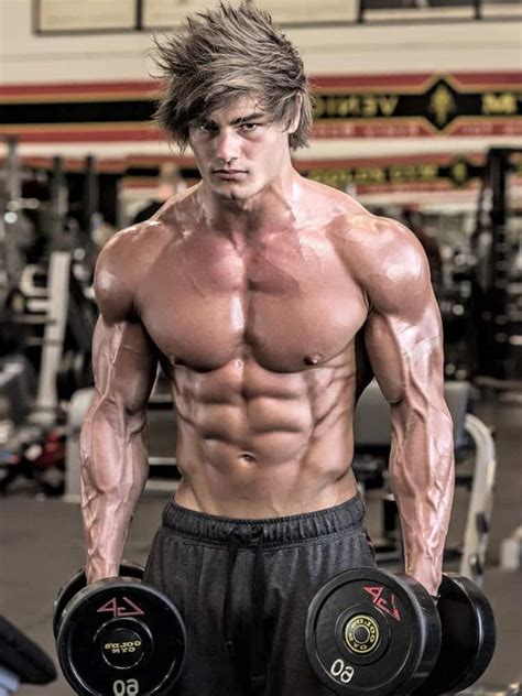 Top 9 Inspiring Male Fitness Models Of 2021 Updated Fashionuer